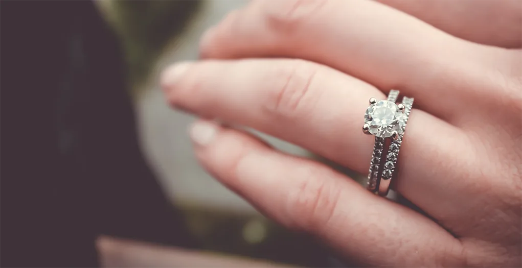 Custom ring crafted by Anny's master jewellers
