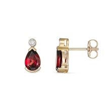 9kt YG Pear Garnet Dia 0.01ct Stud Earrings
